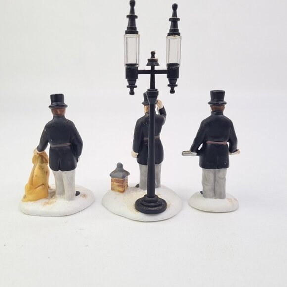 Department 56 Snow Village "Constables" 5579-4 Christmas Accessories Set Of 3 - Picture 2 of 7